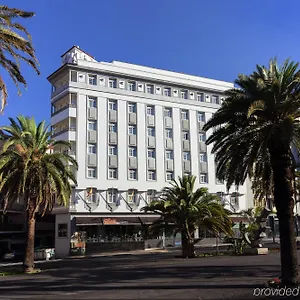Otel Occidental Cruz Contemporaneo